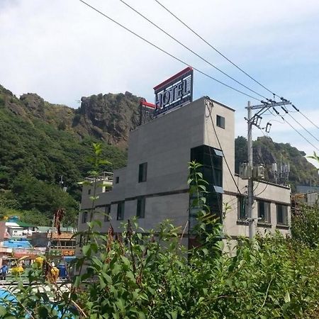 Ulleungdo Ace Hotel מראה חיצוני תמונה