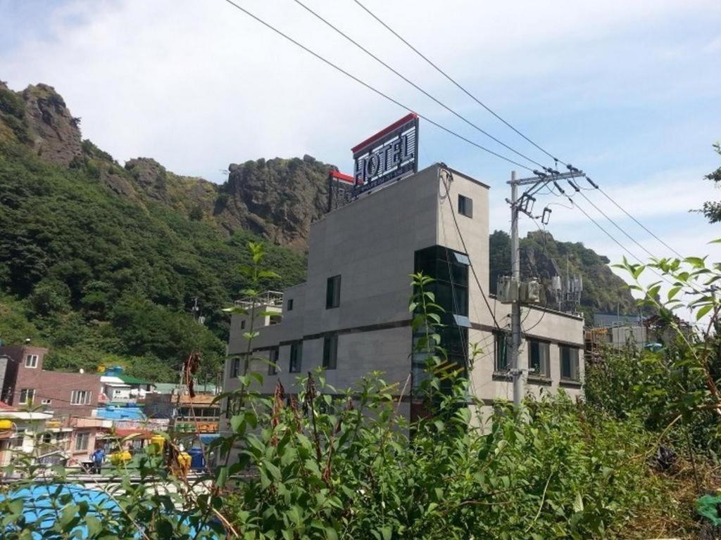 Ulleungdo Ace Hotel מראה חיצוני תמונה