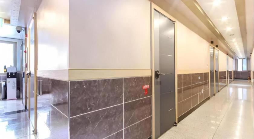 Ulleungdo Ace Hotel מראה חיצוני תמונה