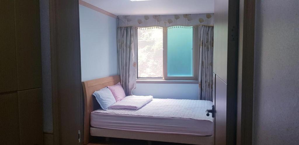 Ulleungdo Ace Hotel מראה חיצוני תמונה